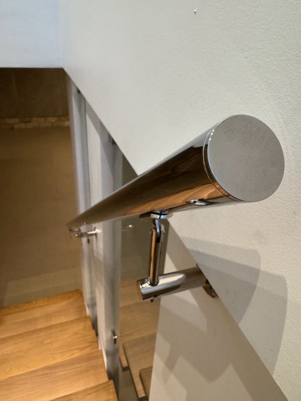 Staircase detail photo 25 of 34