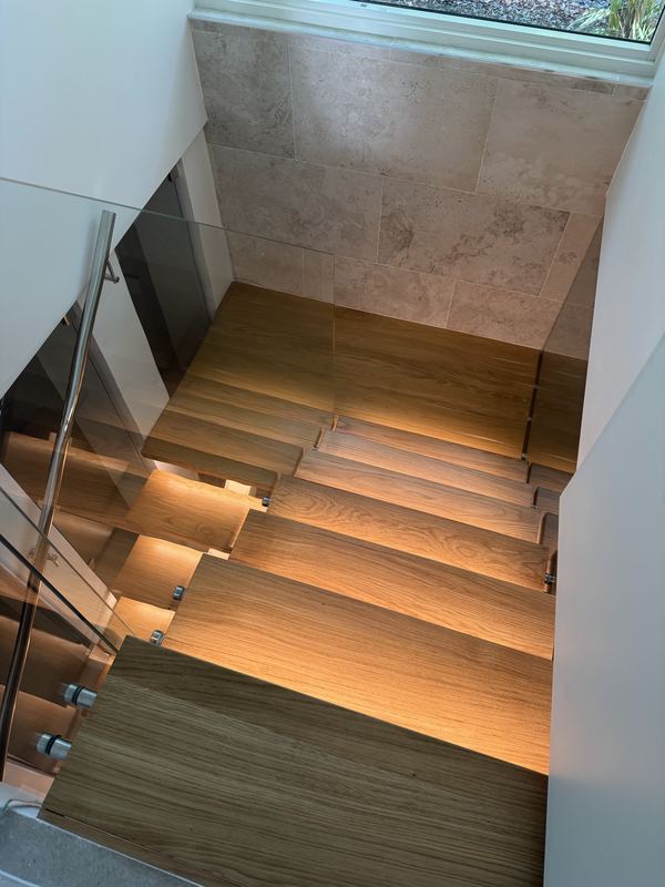 Staircase detail photo 31 of 34