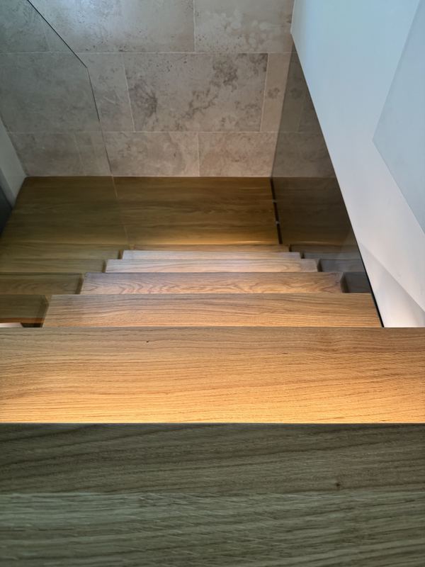 Staircase detail photo 32 of 34